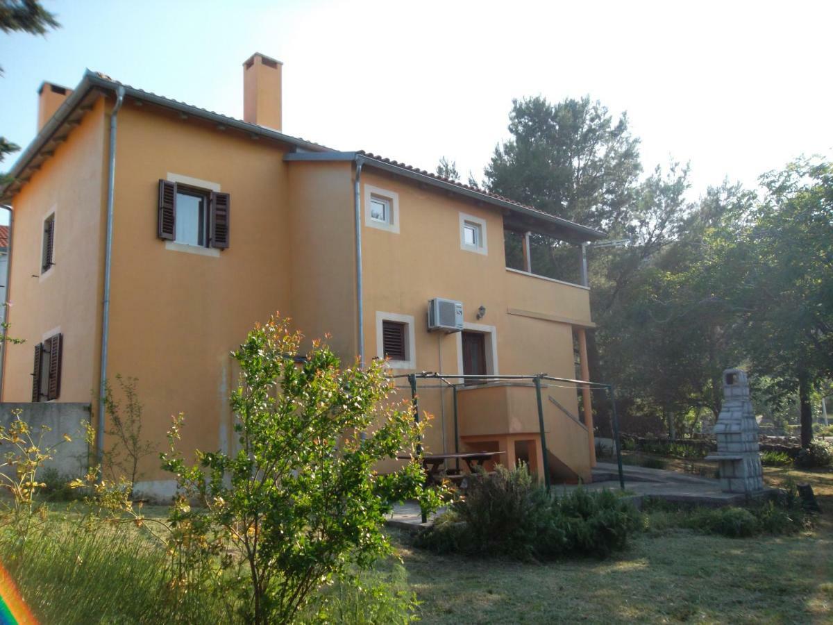 Hodak Apartment نيغيزيني المظهر الخارجي الصورة