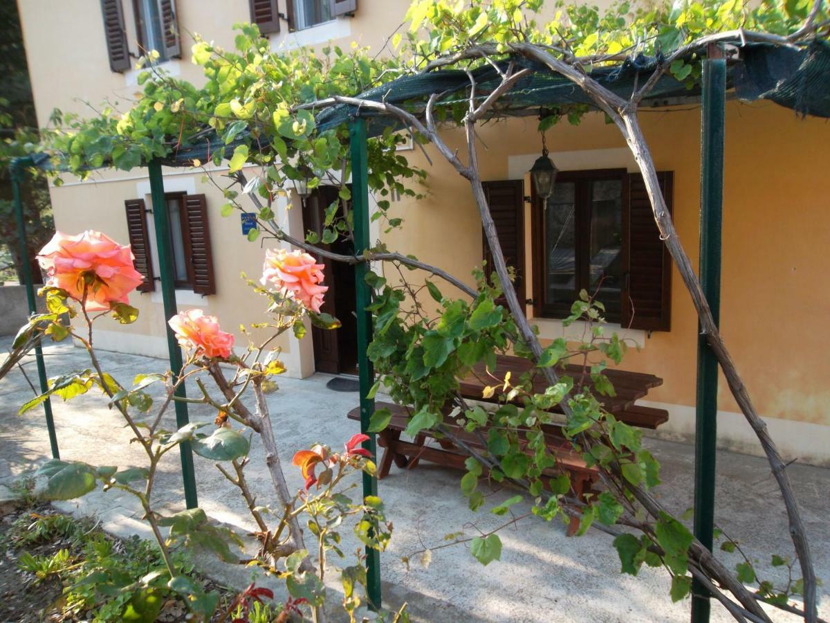 Hodak Apartment نيغيزيني المظهر الخارجي الصورة
